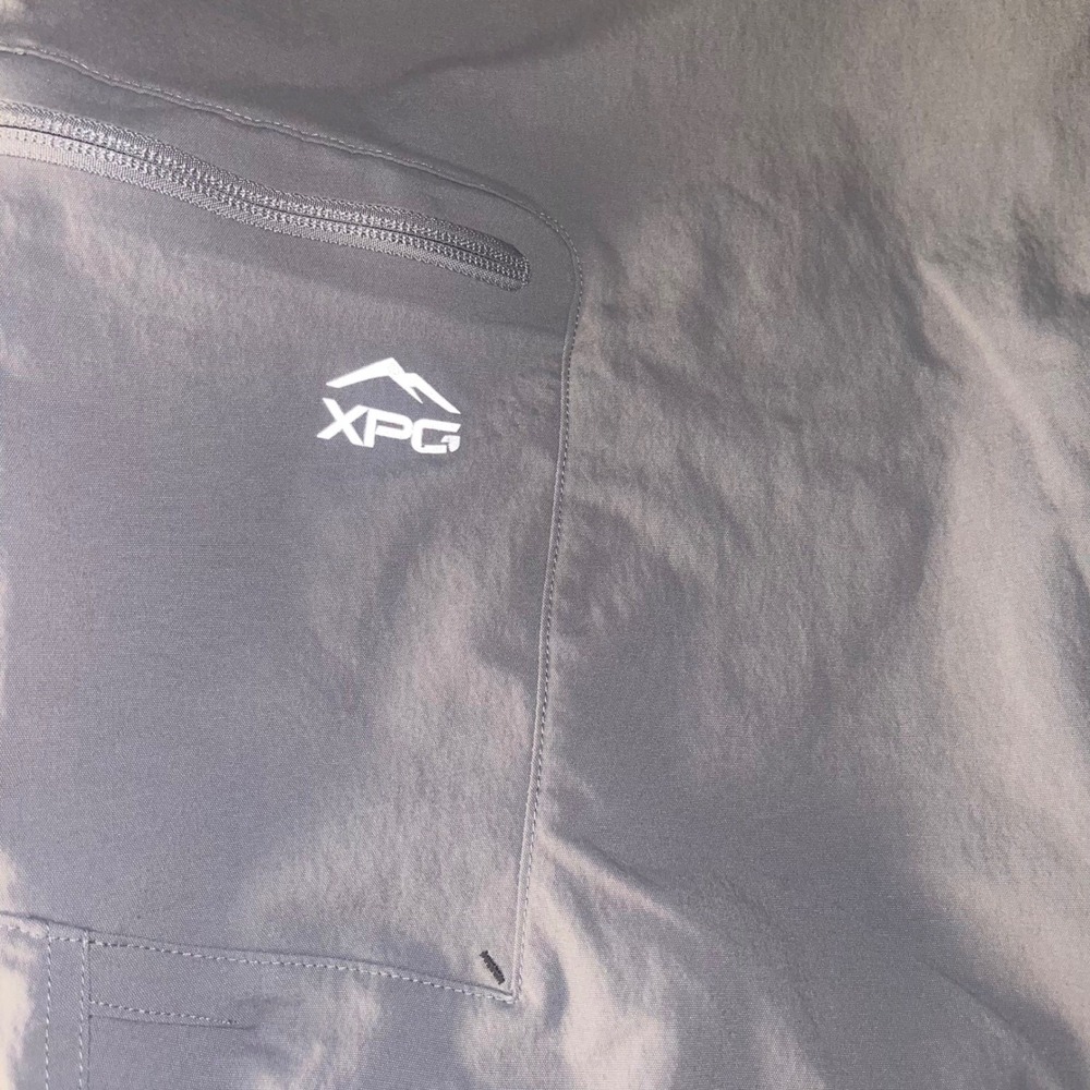 Outdoor Performance Fish Travel Zip Pocket Nylon Gray Lightweight Activewear - Picture 6 of 14